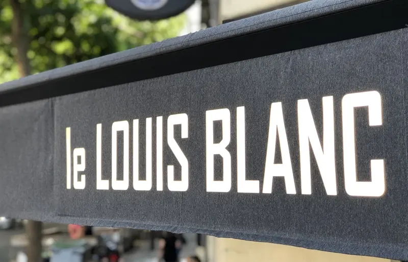 Lambrequin publicitaire