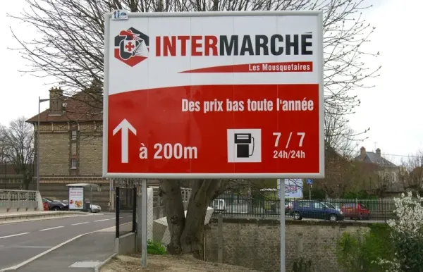panneau publicitaire